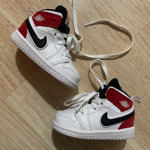 Nike Other - Baby Nike/Jorden Sneakers